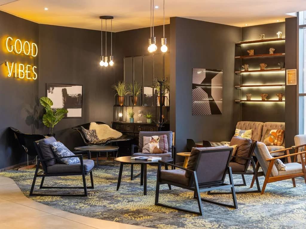 Novotel Edinburgh Centre - Image