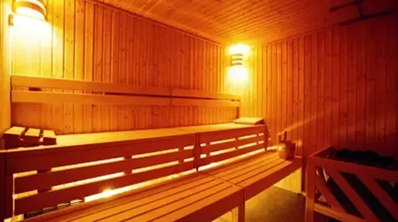 Macdonald Manchester